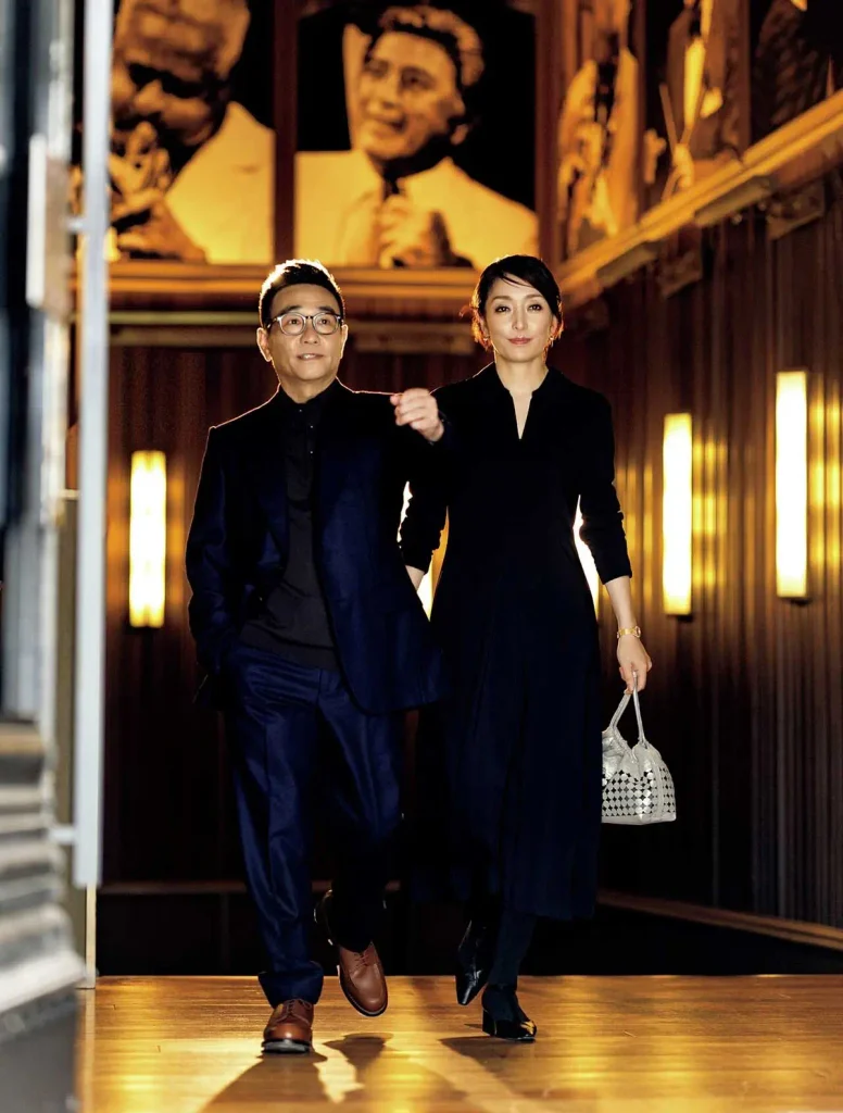 八嶋智人さんと妻・宮下今日子さん