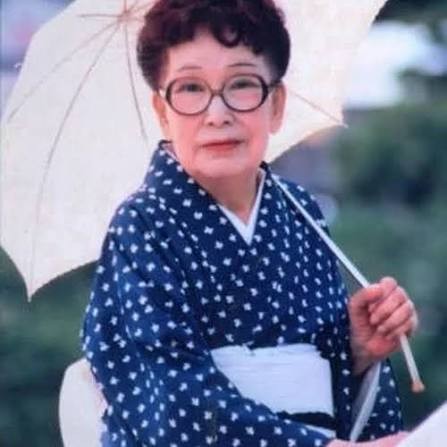 宇野千代さん